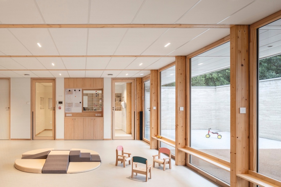 intercommunal daycare and early childhood center in espalion by wip architecture
