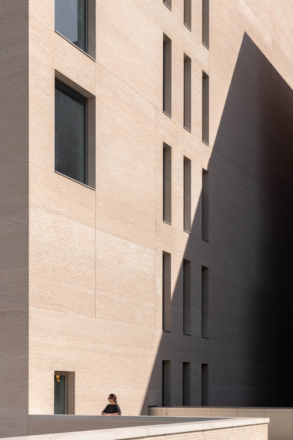 Education Centre University of Groningen by KAAN Architecten