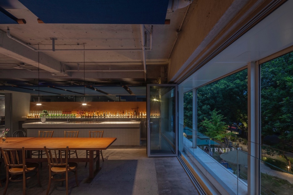 Sea Strings Restaurant Beijing by ZHZ studio