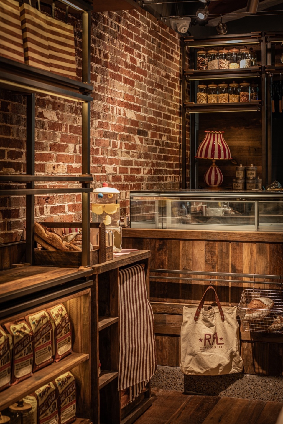 breadcircus by or design