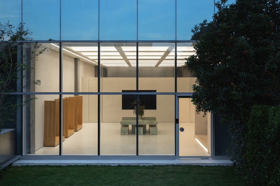 dq natural by unknown design
