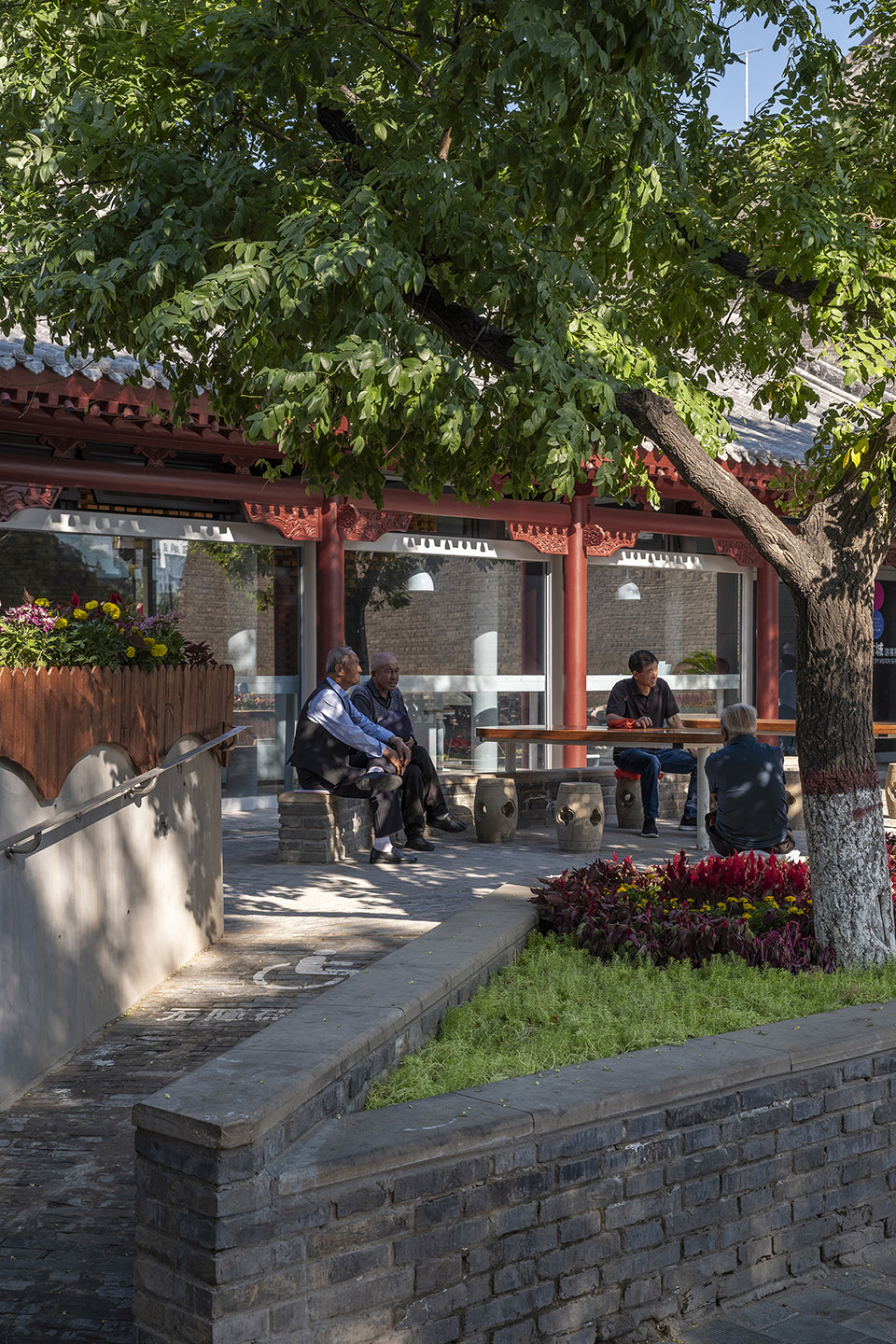 intervention of the yulin courtyard house by tumush