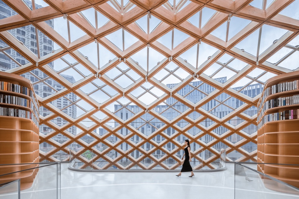 The Exhibition Center of CANNANO by HOT DESIGN