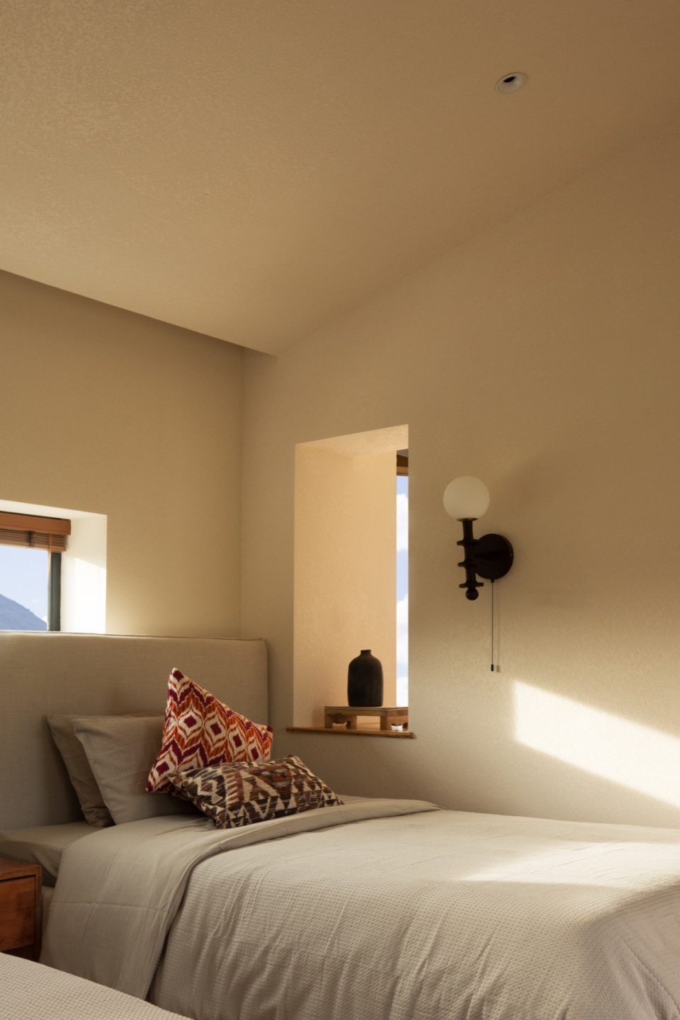 lingshan hotel光影与空间层次 © 内外空间摄影赵龙