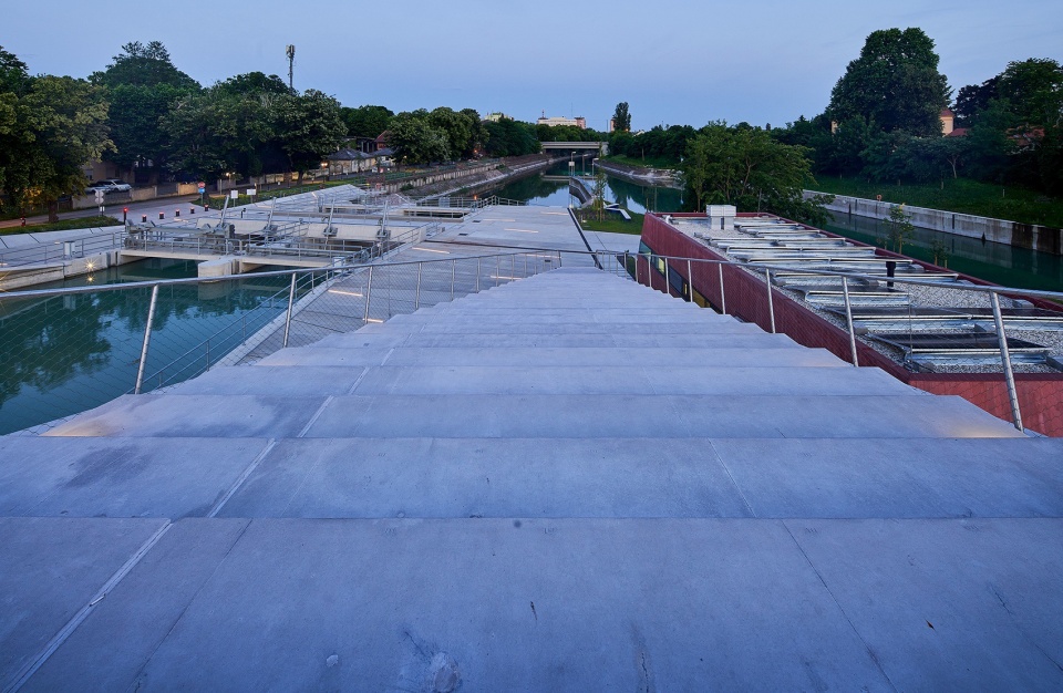 The Siofok Water Lock Reconstruction Project by Terhalozat