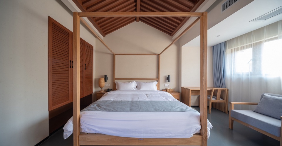 Renovation of abandoned rural primary schools