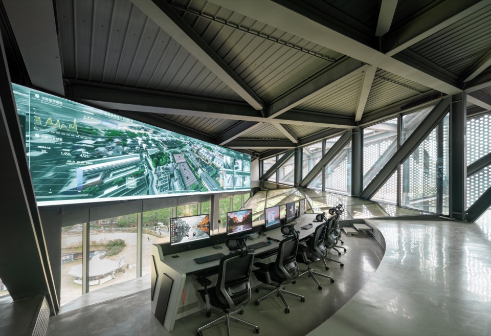 Jingdezhen Taoxichuan Cloud Engine Energy Center China by XING DESIGN
