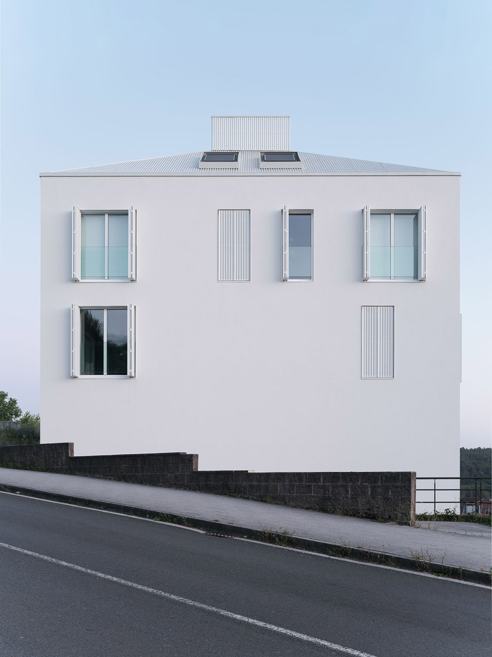 alto residencial coop by carbajo barrios arquitectos