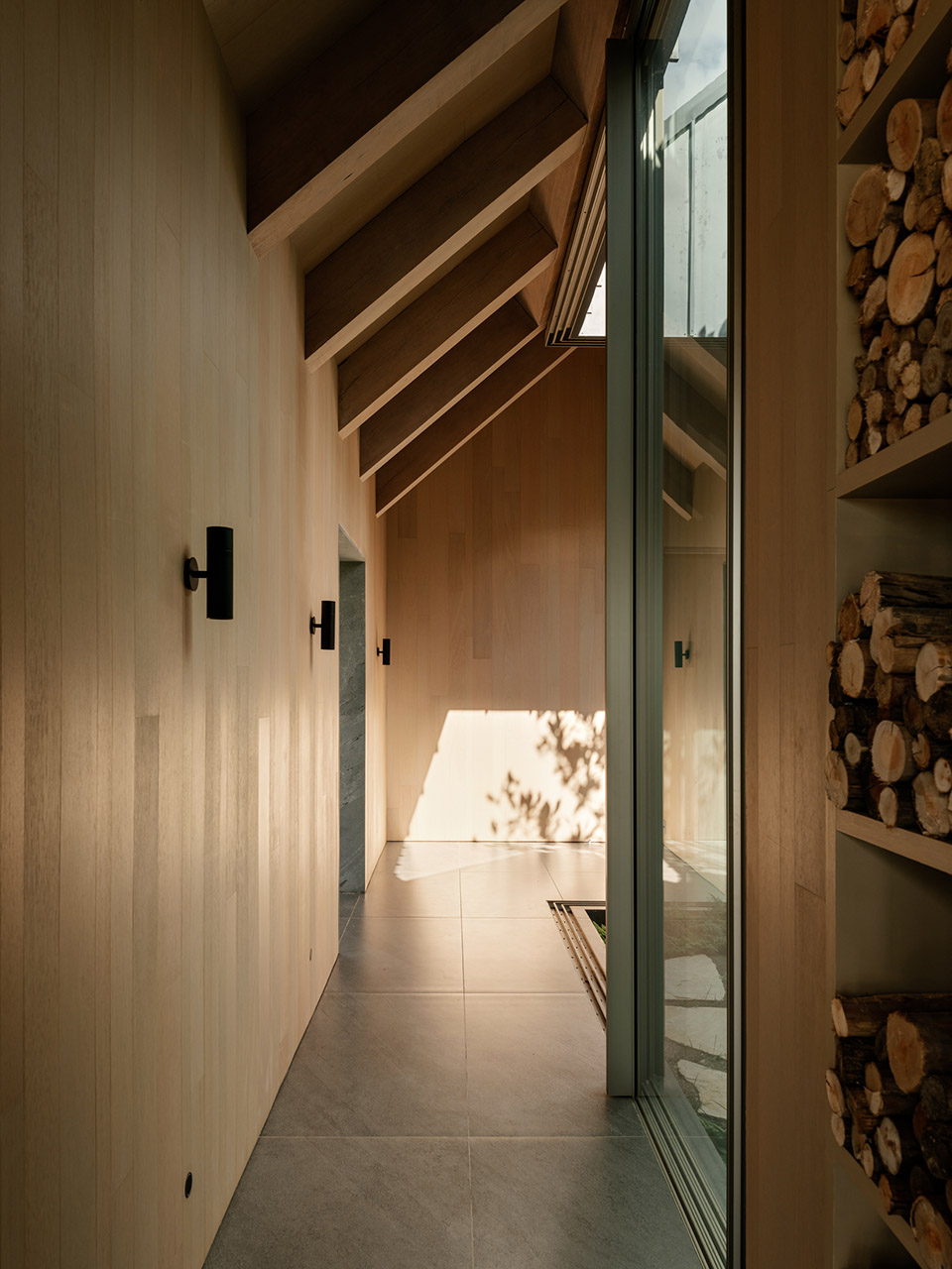 ccb house by kiko salomao tanaka architects