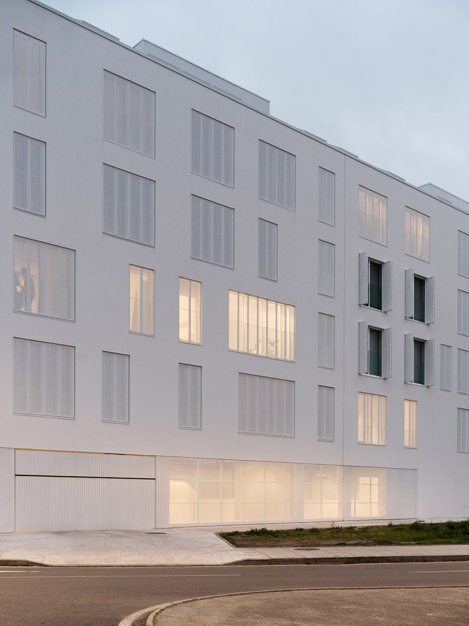 alto residencial coop by carbajo barrios arquitectos