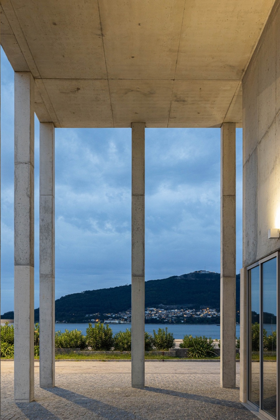 MERCADO CAMINHA Loftspace and Tiago Sousa Arquiteto