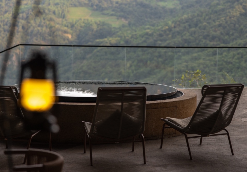 Revival and Renewal of Business Models in Yandang Mountain Scenic Area