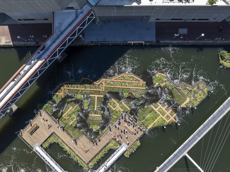 national aquarium harbor wetland by ayers saint gross