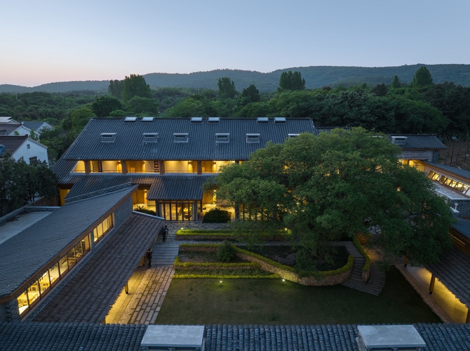 Renovation of abandoned rural primary schools