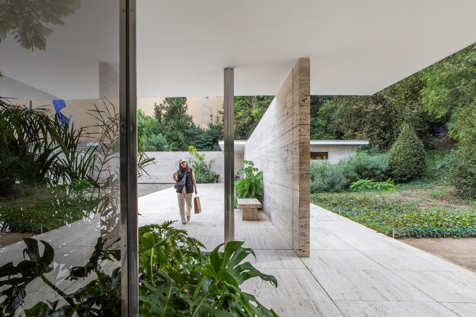 suspendre el cel by caio reisewitz