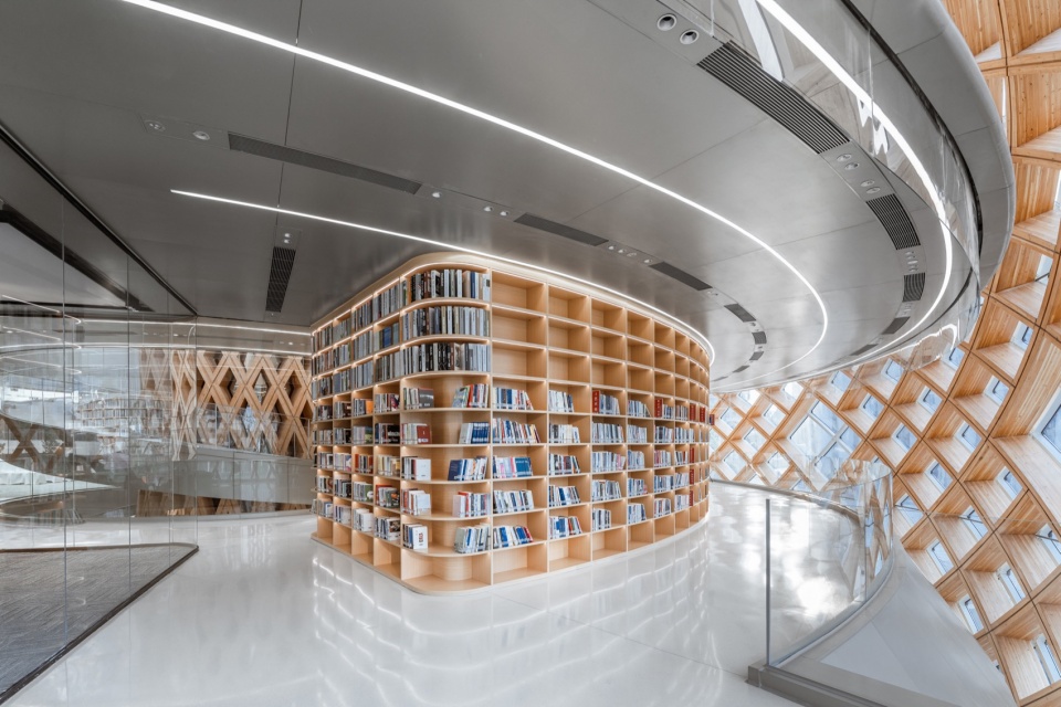 The Exhibition Center of CANNANO by HOT DESIGN