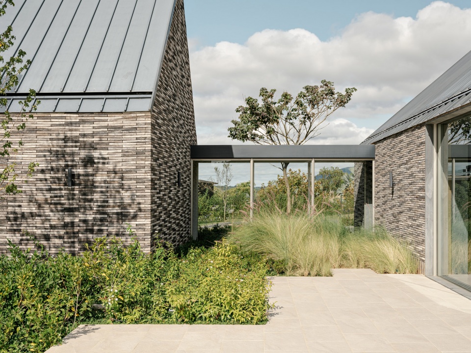 ccb house by kiko salomao tanaka architects