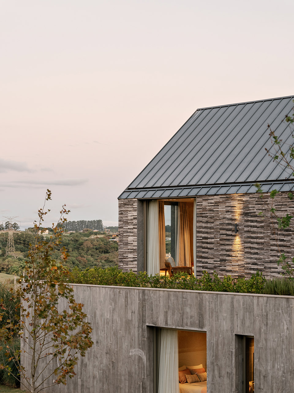 ccb house by kiko salomao tanaka architects