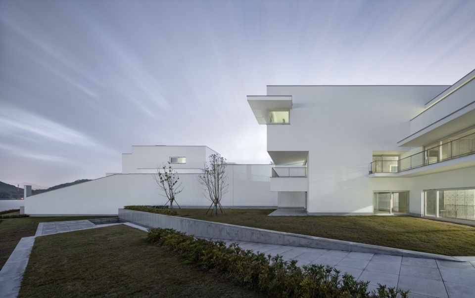 Dongqian Lake Master Studios Alvaro Siza with Carlos Castanheira