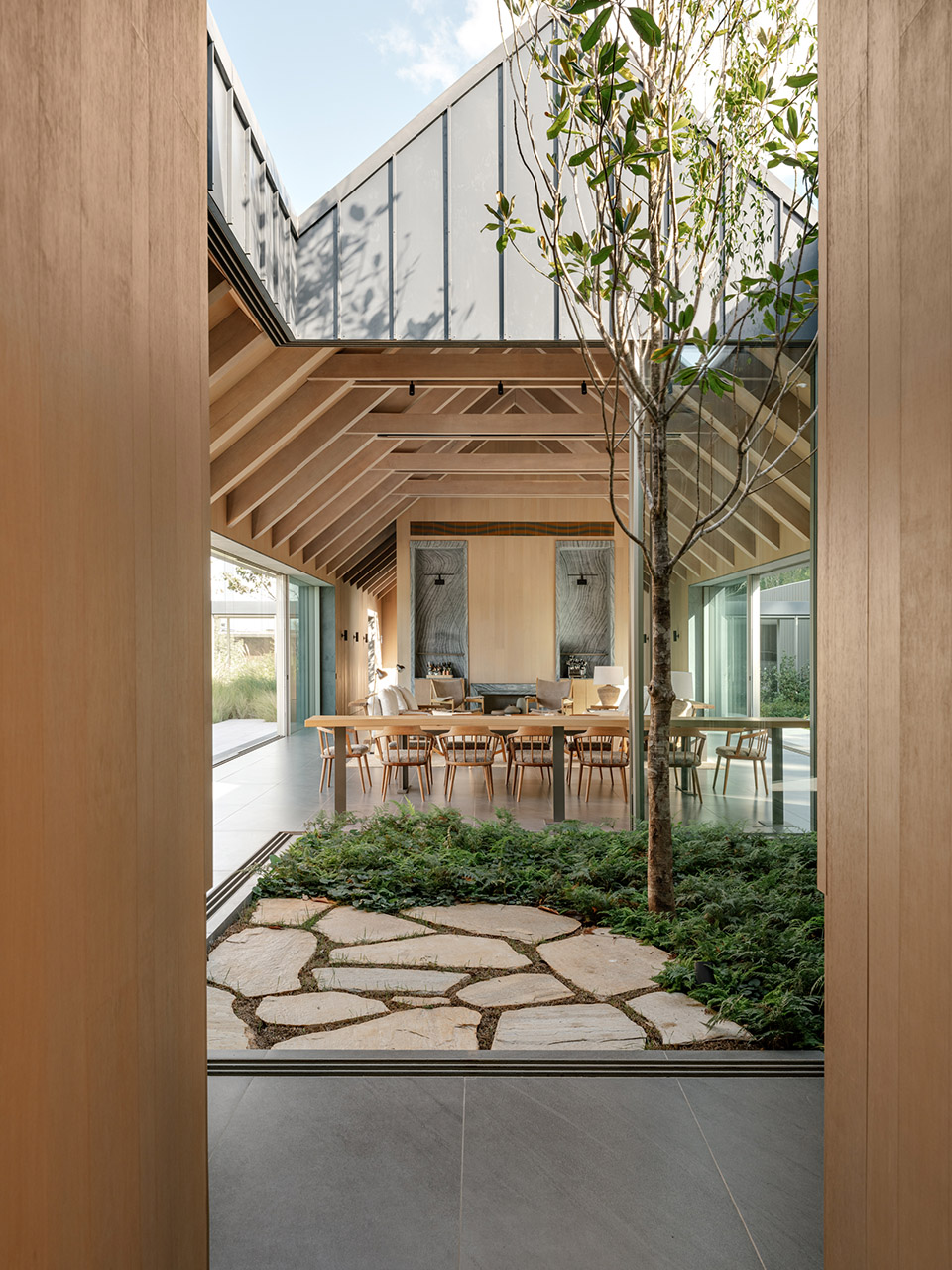 ccb house by kiko salomao tanaka architects