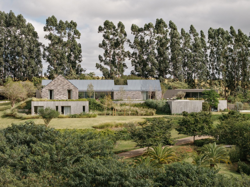 ccb house by kiko salomao tanaka architects