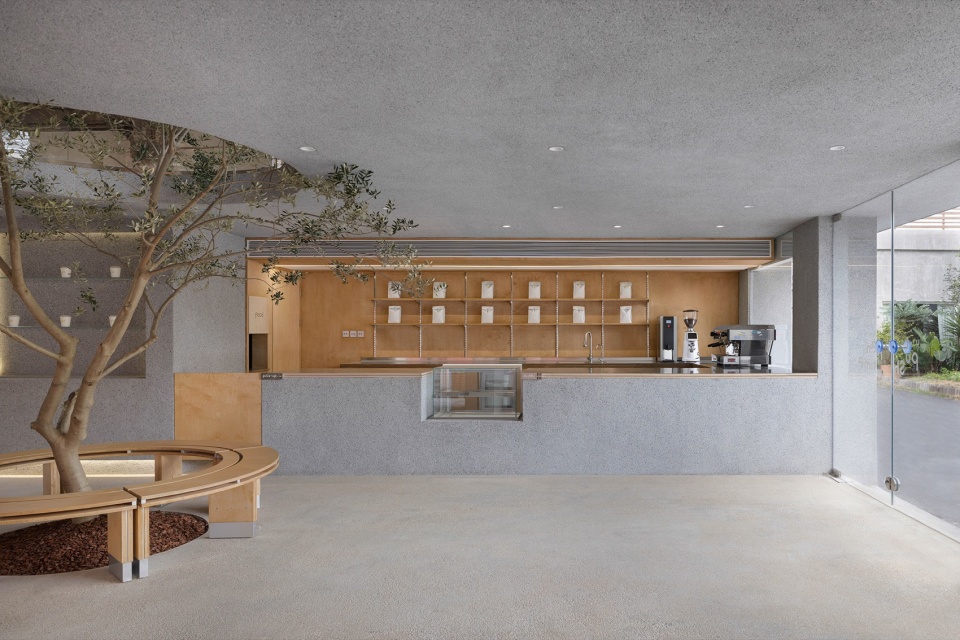 © 黑水 healing pets by informal design