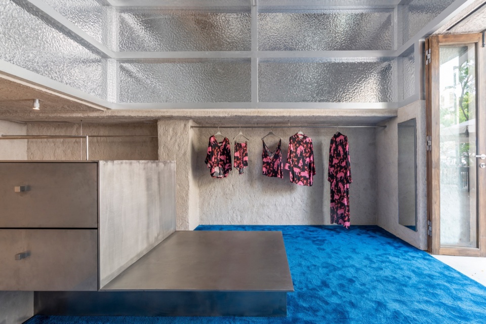 THEPOLONIO 013 the polonio flagship store by raul sanchez