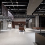 BONELESS 服装店郑州银泰分店 / 脚本建筑研究室