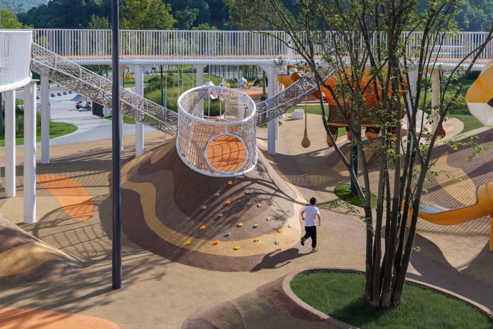 liuquan lake childrens park 21