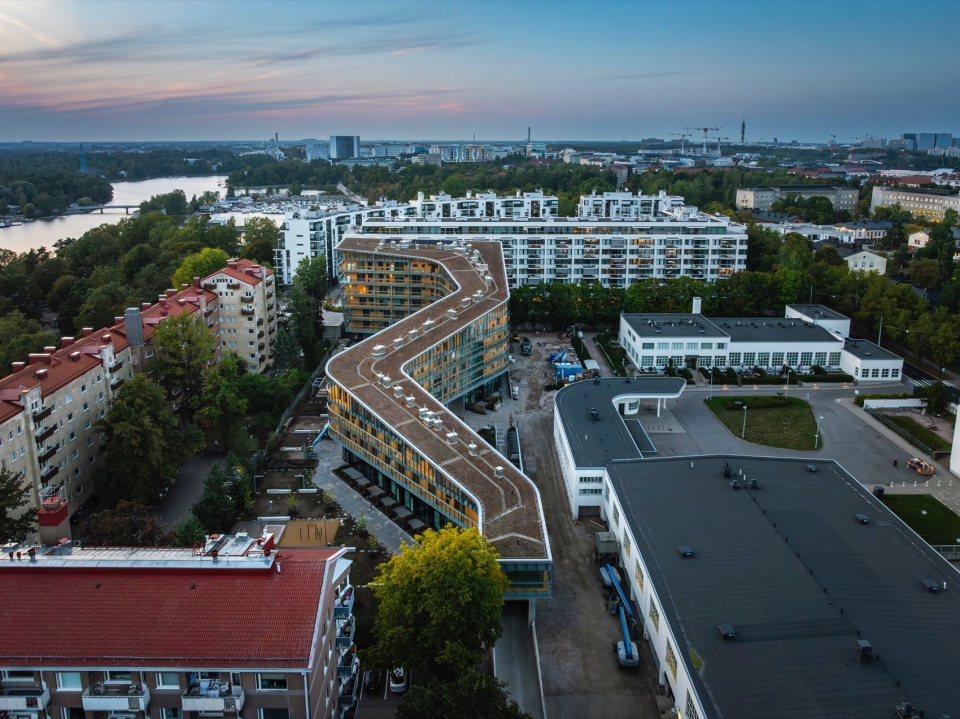 meander highres kuvatoimistokuviooy outside 004