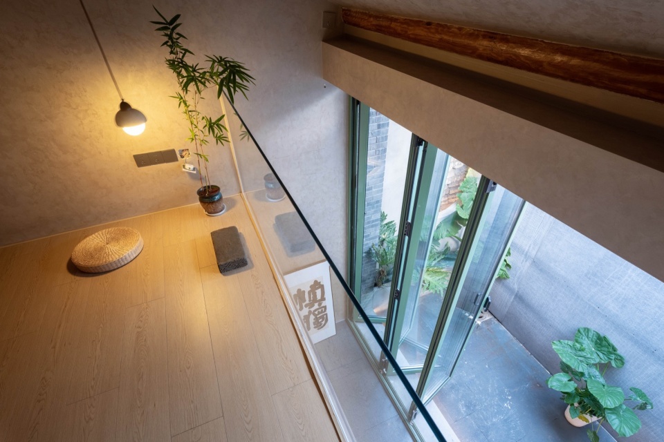 ▼夹层与庭院,Mezzanine and Courtyard ©向量建筑