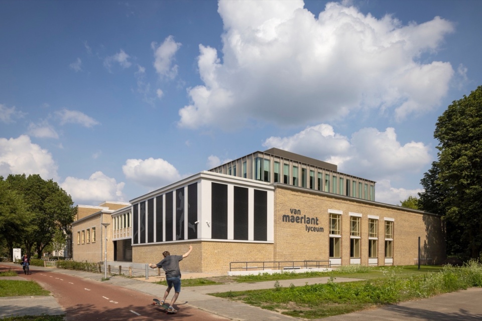 Renovation of The Van Maerlant lyceum by cepezed