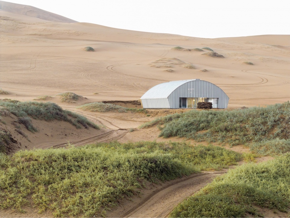 The Home in the Badain Jaran Desert by Department of Architecture School of Architecture and Urban Planning Nanjing University
