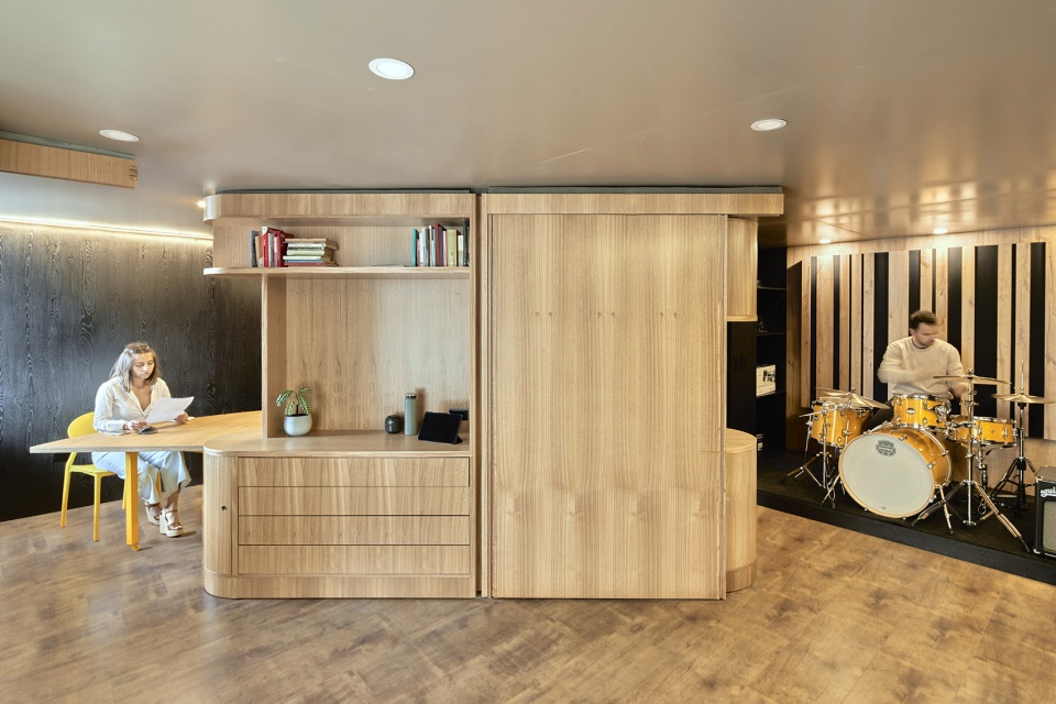 pivot by iwi studio tec taller ec