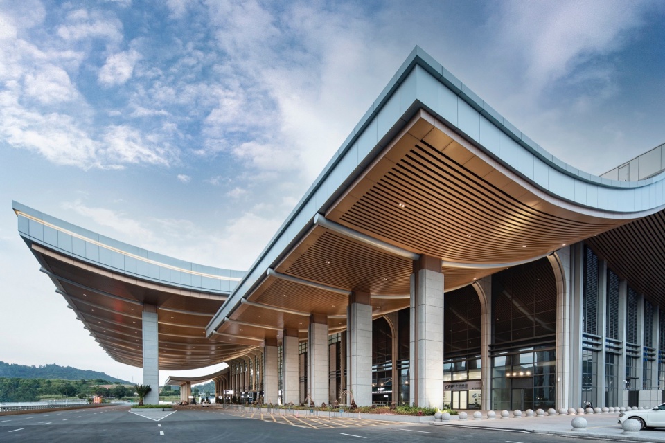 Xiamen North Station Expansion Design by CCDI Beijng Interior Design Center
