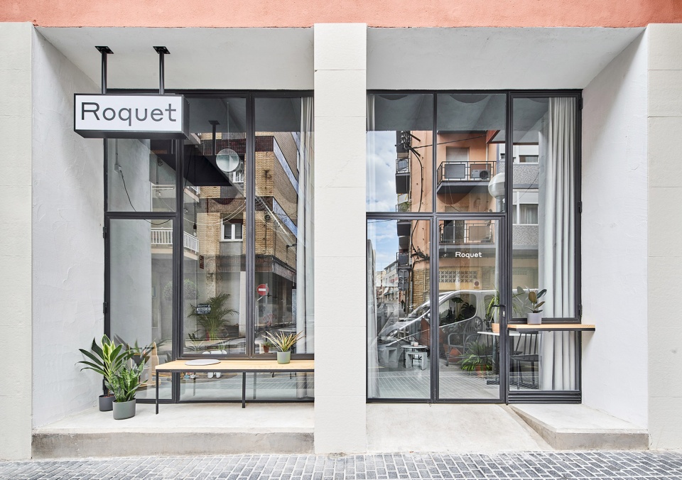 cafe roquet by nua arquitectures