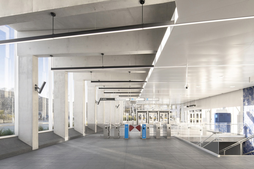The Vendome Multimodal Hub Pole by Bisson Fortin Provencher Roy architectes