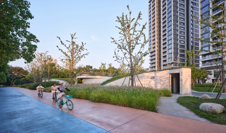 hangzhou riverfront public space the yinxing station the daqiao station by original design studio