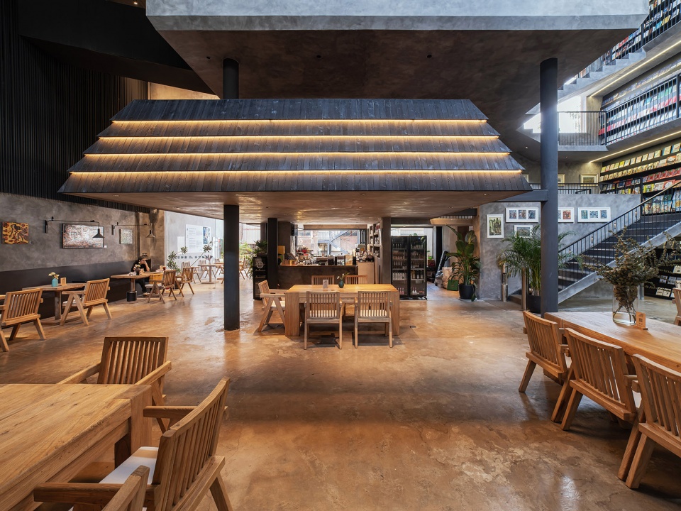 staircase space by suzao architects