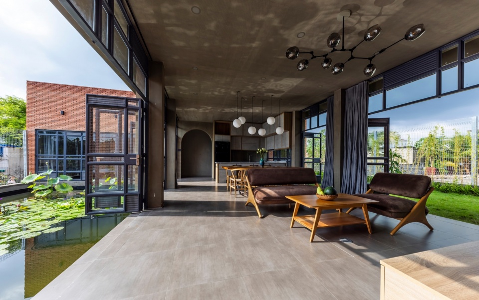 Nam House by CTA Creative Architects