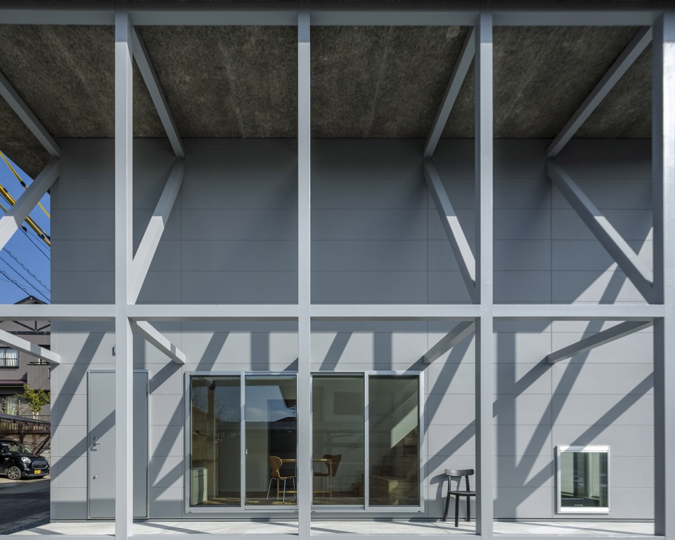 frame and window by shinji nakano architects