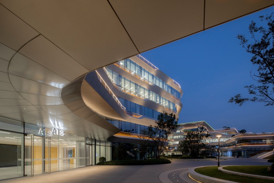 iFLYTEK AI Headquarters Campus Phase 1 by Meng Fanhao line studio