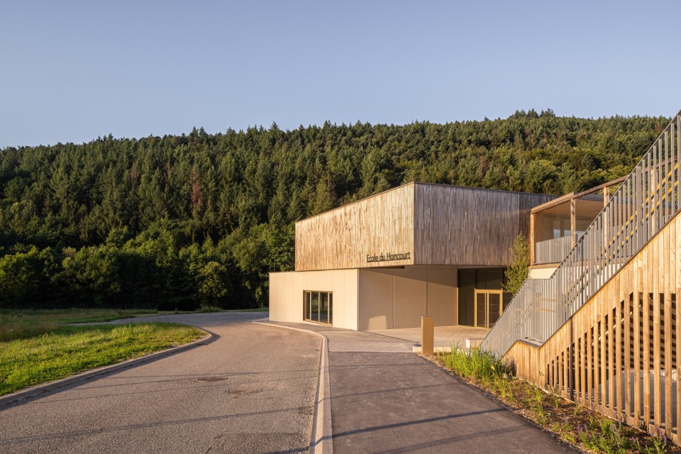 School of Honcourt f f architectes