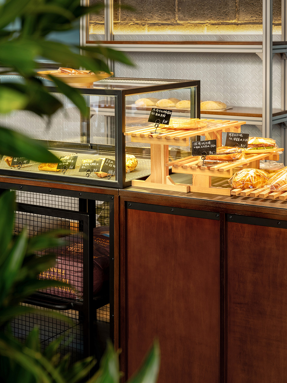 annzee bakery by deck design