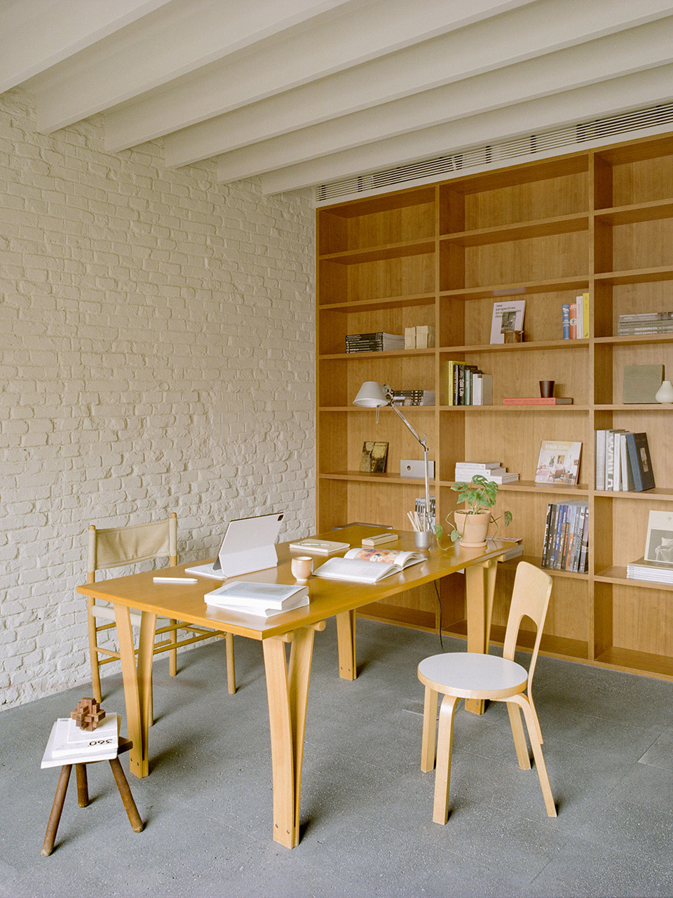 daily studio by wuy architects