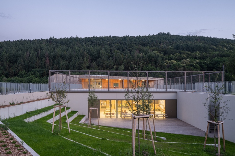 School of Honcourt f f architectes zg8
