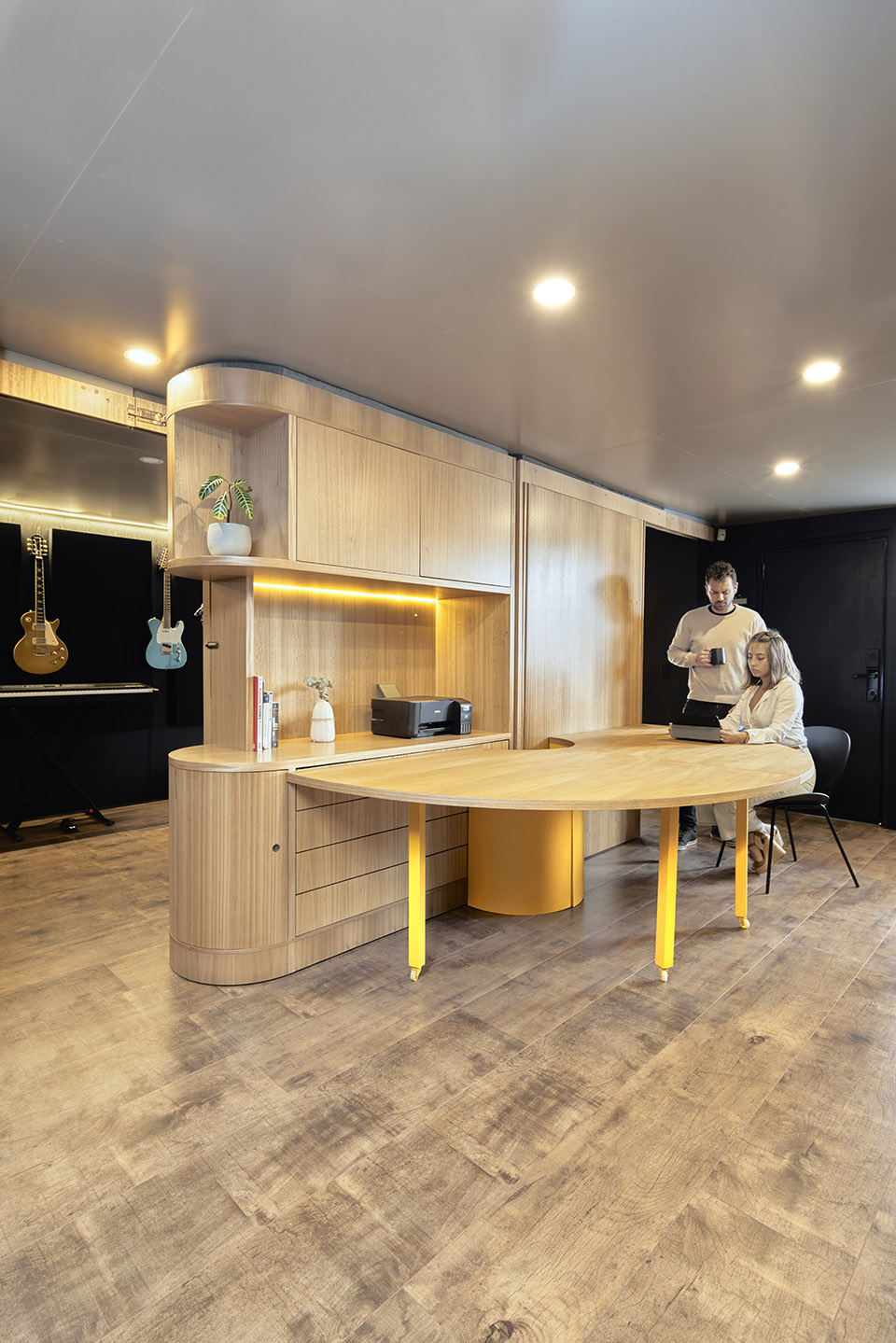 pivot by iwi studio tec taller ec