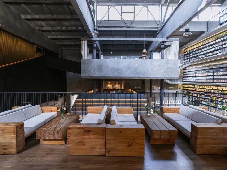 staircase space by suzao architects