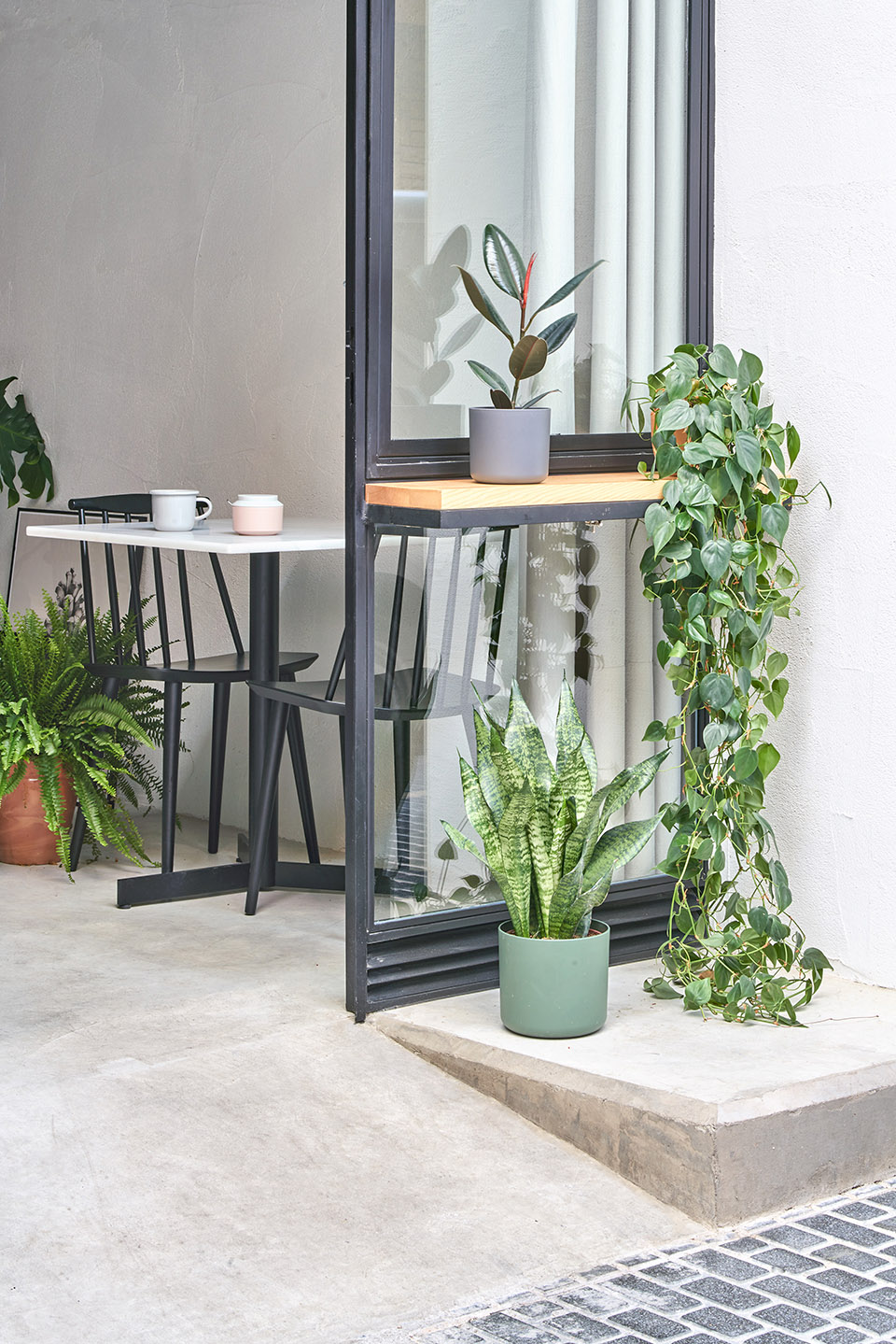 cafe roquet by nua arquitectures