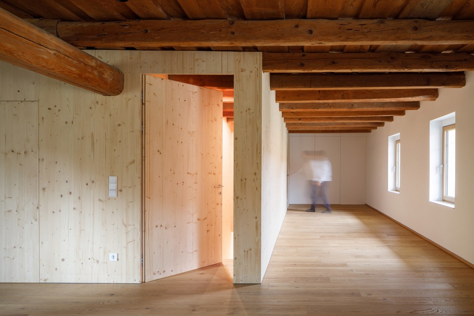hof g by moser und hager architekten